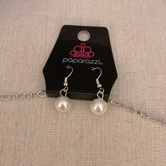 Paparazzi Necklace & Bangle set - Picture 3 of 3